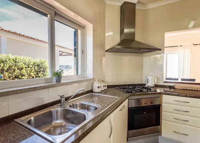 ヴィラ Acacias 13