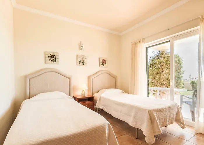 Acacias 13 ヴィラ *